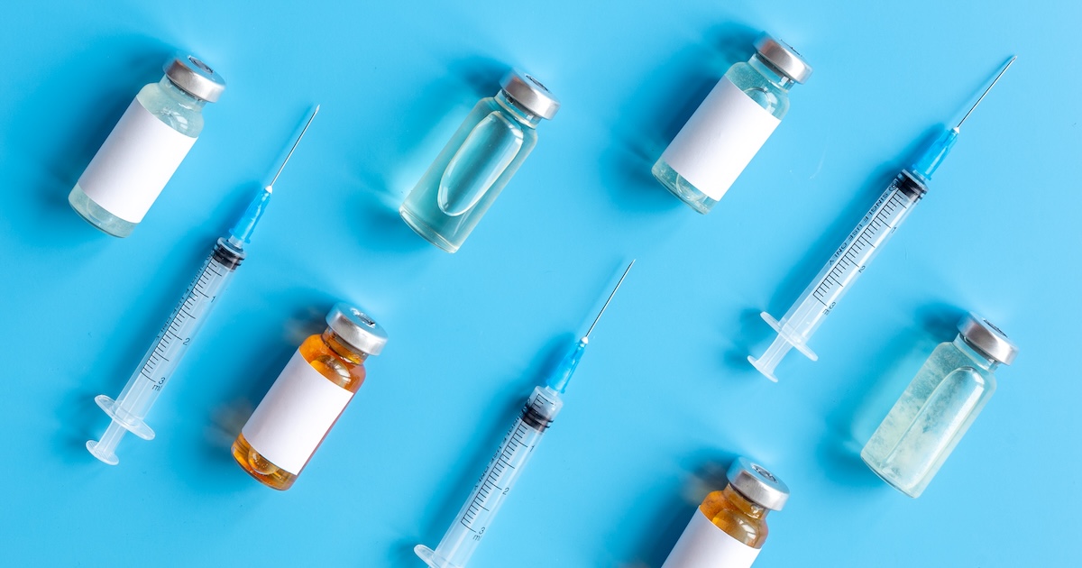 Medical-grade peptide vials and syringes at iCRYO Westminster